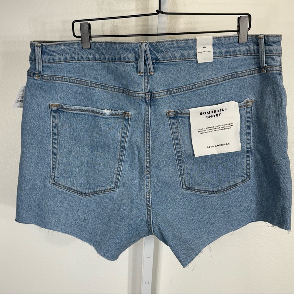 Good American‎ Bombshell High Rise Exposed Button Front Shorts New Size 20 - Picture 6 of 12